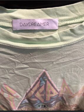 Daydreamer women’sMint Graphic T Top